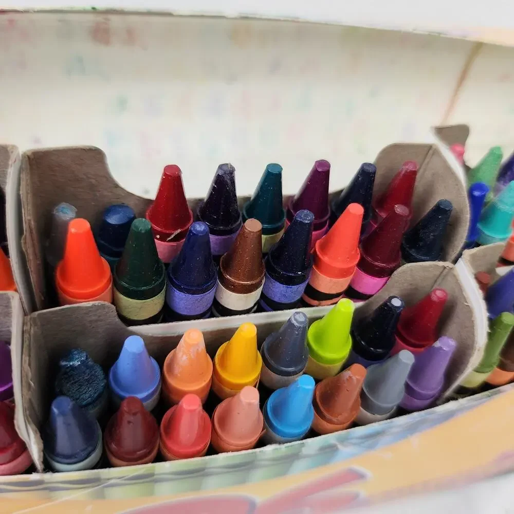Crayola 96ct Crayons with Built-in Sharpener from 2004 Light Use of 4
